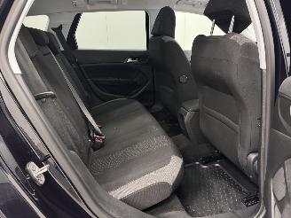 Peugeot 308 SW 1.2 PureTech Style Navi Clima picture 11