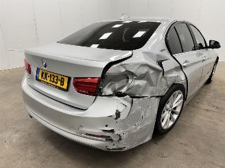 BMW 3-serie 330e Autom. Executive Navi Clima picture 19