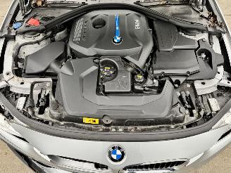 BMW 3-serie 330e Autom. Executive Navi Clima picture 16