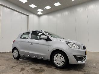 Damaged car Mitsubishi Space-star 1.0 Cool+ 5-drs Airco 2017/5