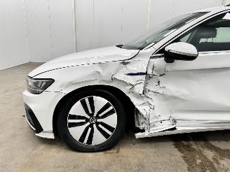 Volkswagen Passat 1.4 TSI PHEV GTE Navi Clima picture 15