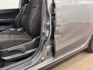 Hyundai I-30 1.4 i-Motion Business Airco picture 18