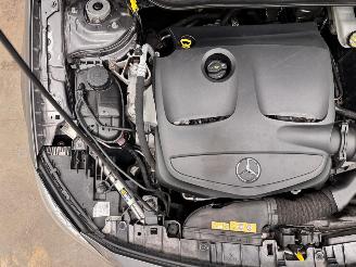 Mercedes GLA 250 Prestige AMG-Line Autom. Navi Clima picture 16