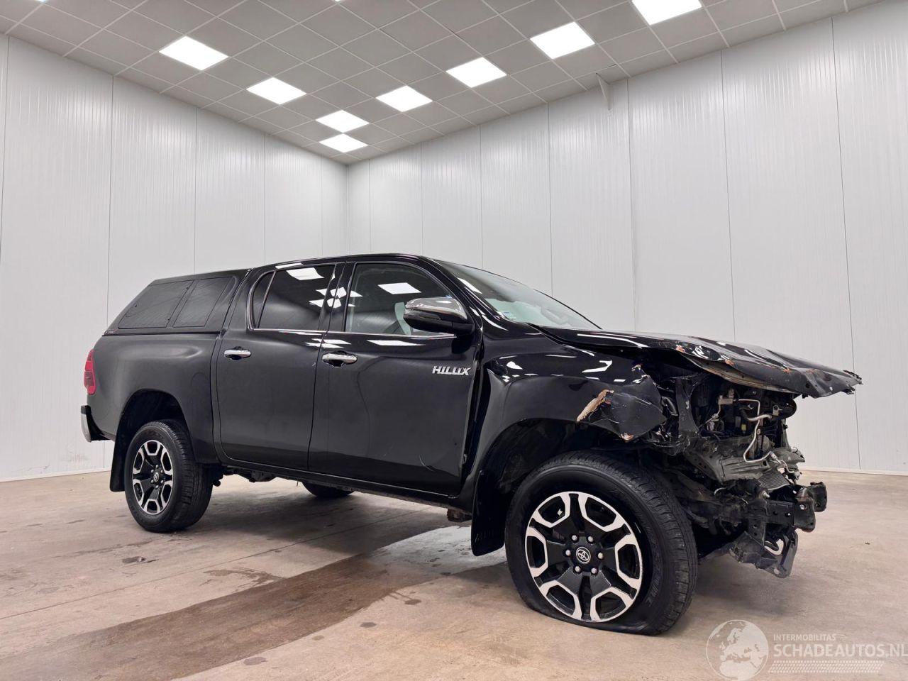 Toyota Hilux 2.8 D-4D Autom. 4WD DC Navi Clima