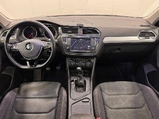 Volkswagen Tiguan 1.4 TSI Pano. Navi Clima picture 10