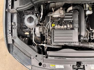 Volkswagen Tiguan 1.4 TSI Pano. Navi Clima picture 17