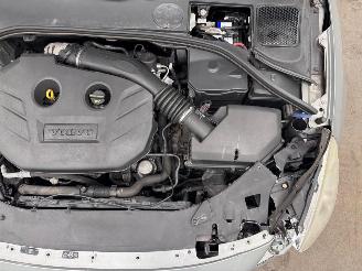 Volvo V-60 2.0T 149kw Autom. Summum Navi Clima picture 16