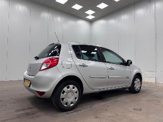 Renault Clio 1.2 Night & Day 5-drs Airco picture 2