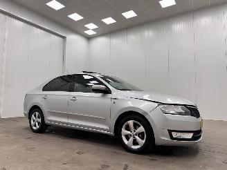 krockskadad bil auto Skoda Rapid 1.2 TSI Ambition Airco 2012/10