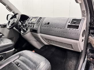 Volkswagen Transporter 2.0 TDI L2 DC Airco Navi picture 13