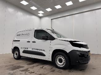 uszkodzony samochody ciężarowe Peugeot Partner 1.5 BlueHDI 73kw Airco 2022/10