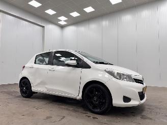 krockskadad bil auto Toyota Yaris 1.0 VVT-i 5-drs Airco 2012/7