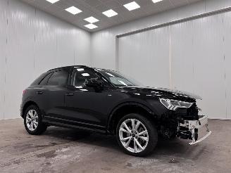 krockskadad bil auto Audi Q3 35 TFSI S-Tronic S-Line Navi Clima 2025/6
