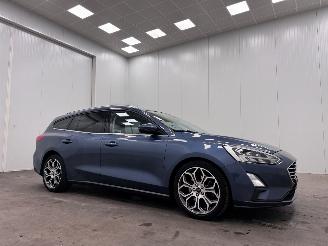 Damaged car Ford Focus Wagon 1.5 EcoBlue Autom. ST-Line Panoramadak Navi Clima 2018/10