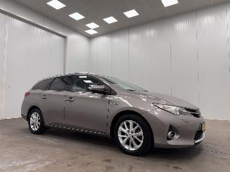 Damaged car Toyota Auris Touring 1.8 Hybrid Lease+ Navi Clima 2014/4