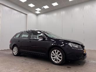 krockskadad bil auto Volkswagen Golf Variant 1.6 TDI Clima 2011/3