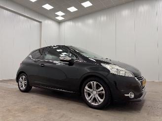 Auto incidentate Peugeot 208 1.4 VTi Allure Panoramadak Clima 2012/6
