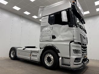 krockskadad bil vrachtwagen MAN TGX 18.510 Autom. Alcoa 2022/4
