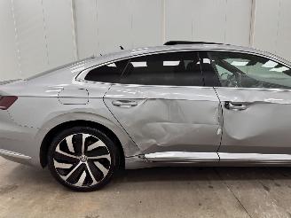 Volkswagen Arteon 2.0 TSI 4Motion Business R Panoramadak Navi Clima picture 16