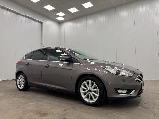 škoda osobní automobily Ford Focus 1.5i Edition 5-drs Navi Clima 2015/10
