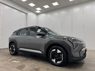 skadebil auto Kia EV3 Air 81.4 kWh Navi 2025/12