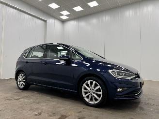 Schadeauto Volkswagen Golf Sportsvan 1.5 TSI DSG HighLine Navi Clima 2018/11