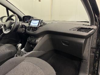 Peugeot 208 1.2 PureTech Signature 5-drs Navi Airco picture 12