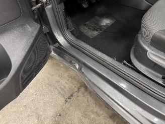 Volkswagen Polo 1.4i Comfort 5-drs Navi Airco picture 15