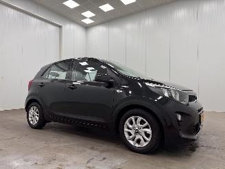 Schadeauto Kia Picanto 1.0 CVVT Comfort PlusLine Navigator Airco 2018/2