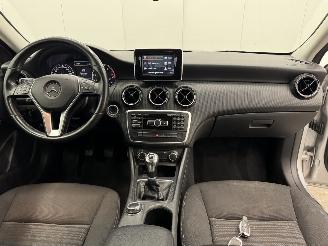 Mercedes A-klasse 180 Edition 5-drs Navi Clima picture 11
