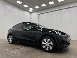 Damaged car Tesla Model Y Long Range RWD 75 kWh Panoramadak 2024/8