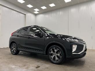 Voiture accidenté Mitsubishi Eclipse Cross 1.5 DI-T Autom. Pure Clima 2018/9