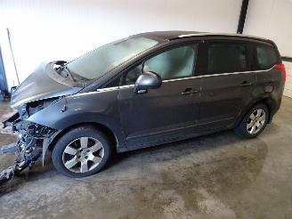demontáž osobní automobily Peugeot 5008 1.6 HDI 2012/3