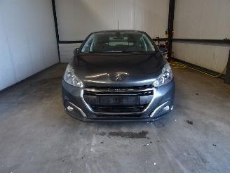 demontáž osobní automobily Peugeot 208 1.2 VTI 2016/3