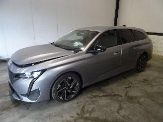 Vrakbiler auto Peugeot 308 1.5HDI AUTOMAAT 2022/11