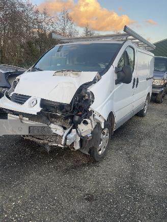 demontáž osobní automobily Renault Trafic 2.0 dci 2014/1