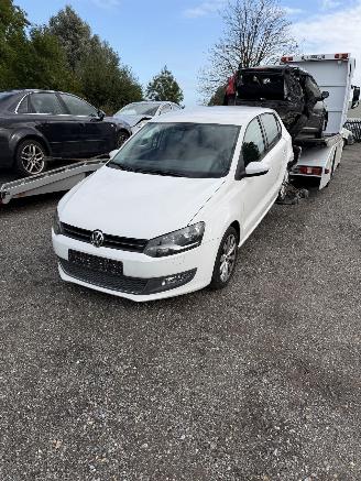 rozbiórka samochody osobowe Volkswagen Polo 1.4 16v 2011/1