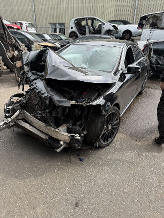 Salvage car Mercedes Cla-klasse 180 benzine 2016/1