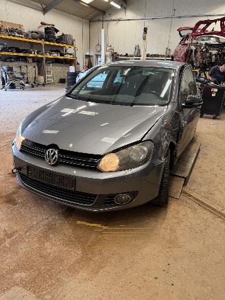 Salvage car Volkswagen Golf 6 1.2 TSI 2011/1