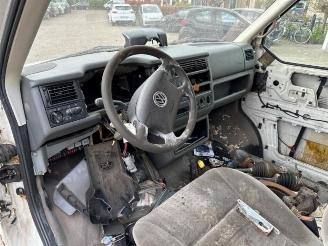 Volkswagen Transporter Transporter/Caravelle T4, Bus, 1990 / 2003 2.5 TDI picture 4