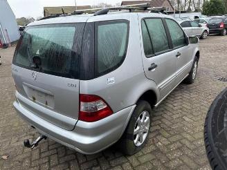 Mercedes ML ML I (163), SUV, 1998 / 2005 270 2.7 CDI 20V picture 7