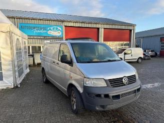 Coche siniestrado Volkswagen Transporter Transporter T5, Van, 2003 / 2015 1.9 TDi 2005/2