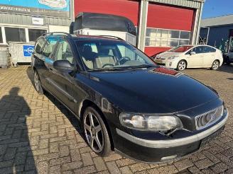 demontáž osobní automobily Volvo V-70 V70 (SW), Combi, 1999 / 2008 2.4 T 20V 2002/6