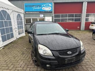 demontáž osobní automobily Kia Rio Rio II (DE), Hatchback, 2005 / 2011 1.4 16V 2007/1