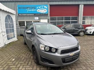 Salvage car Chevrolet Aveo Aveo (300), Hatchback, 2006 / 2015 1.3 D 16V 2012/6