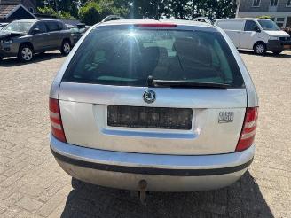 Skoda Fabia Fabia (6Y5), Combi 5-drs, 2000 / 2007 2.0i picture 6