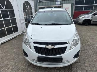 Chevrolet Spark Spark (M300), Hatchback, 2010 1.0 16V Bifuel picture 2