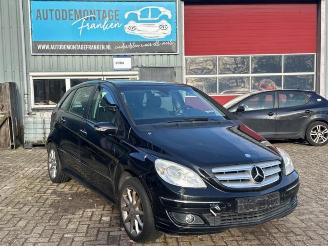 Vrakbiler auto Mercedes B-klasse B (W245), Hatchback, 2005 / 2011 1.7 B-170 16V 2006/5
