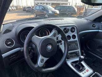 Alfa Romeo 159 159 (939AX), Sedan, 2005 / 2012 1.9 JTDm 16V picture 4