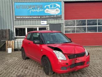 Salvage car Suzuki Swift Swift (ZA/ZC/ZD1/2/3/9), Hatchback, 2005 / 2011 1.3 VVT 16V 2005/7